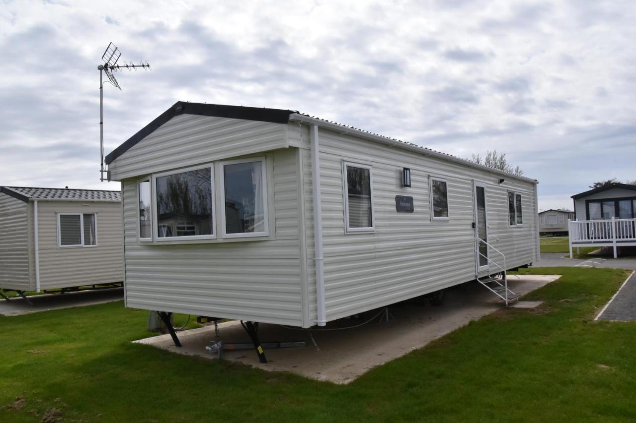 Arizona - Pura Vida Holidays Caravan * Clacton-on-Sea